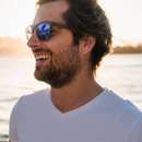 Handsome, tall and tanned guy wants to meet shy woman in South Jersey